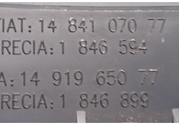 Дефлектор обдуву салона центральний Citroen C8, Peugeot 807, 1484107077, 1491965077, 8264X4, 1846594, 1846899