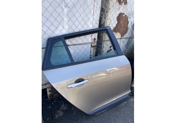 Двері задні праві Renault Megane III Універсал, TEHNK