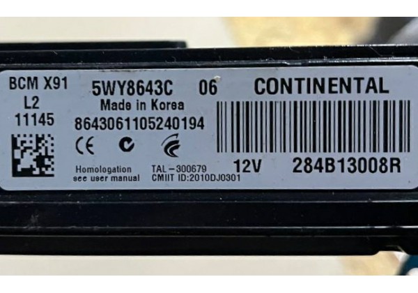 Блок комфорта, модуль BCM Renault Laguna 3, 284B13008R, 5WY8643C