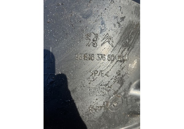 Підкрилок задній правий Peugeot 3008, 9684637680