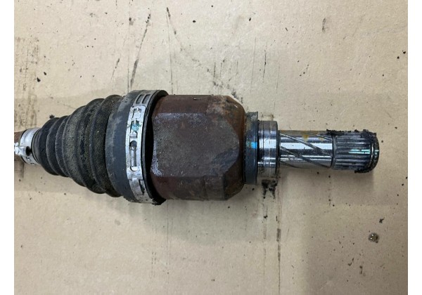 Піввісь ліва, приводний вал передній Renault Clio 3, Modus, Logan 2, Sandero 2, 0.9 TCe, 1.5 DCi, 23х26зуб, 391014946R, 391018888R