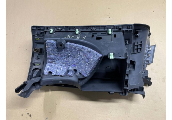 Бардачок Peugeot 3008, 5008, 09-16, 8218YR, 8218YP, 9685050177