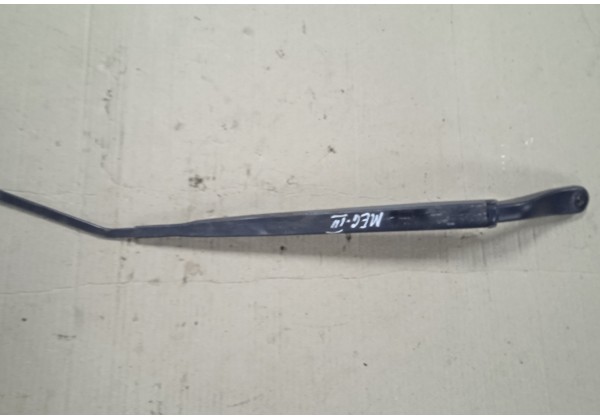 Щіткотримач поводок двірника правий Renault Megane 3, 288860005R, 288866482R *