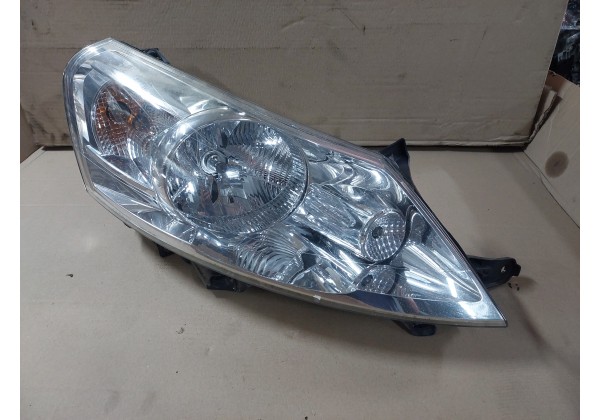 Фара передня права Citroen Jumpy 2, Peugeot Expert 2, Fiat Scudo 2, 1401367980, 89902604