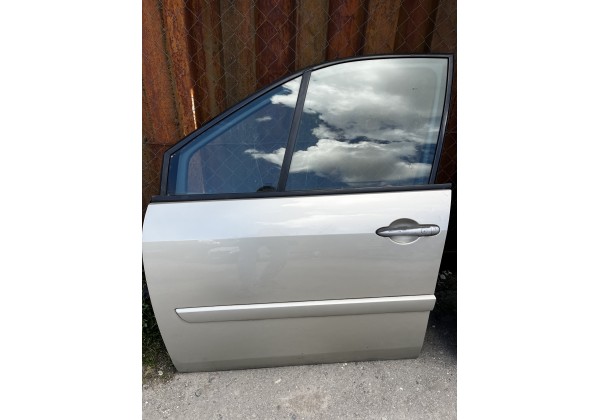 Двері передні ліві Renault Scenic II, TED11, ціна за голі двері