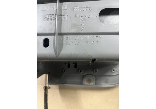 Бардачок під сидіння Scenic RX 7700433406