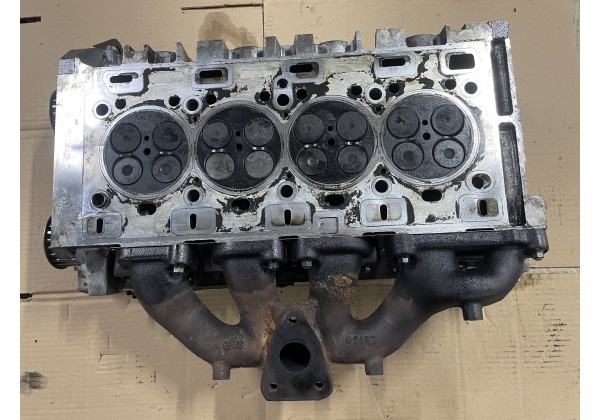Головка двигуна 2.2 dci, 2.5 dci, 8201529808, 7701477135