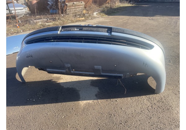 Бампер передній Peugeot 807