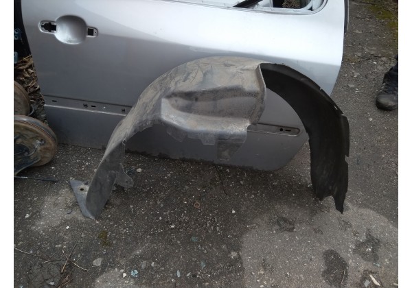 Підкрилок лівий задній Renault Laguna 2, 8200002141 *