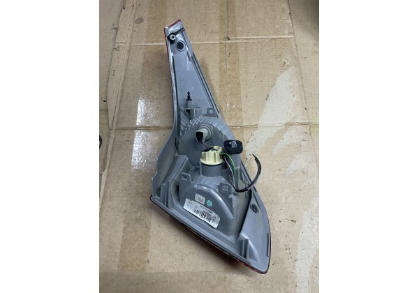 Ліхтар лівий в кришку багажника Рено Меган 3 хетчбек 265550009R