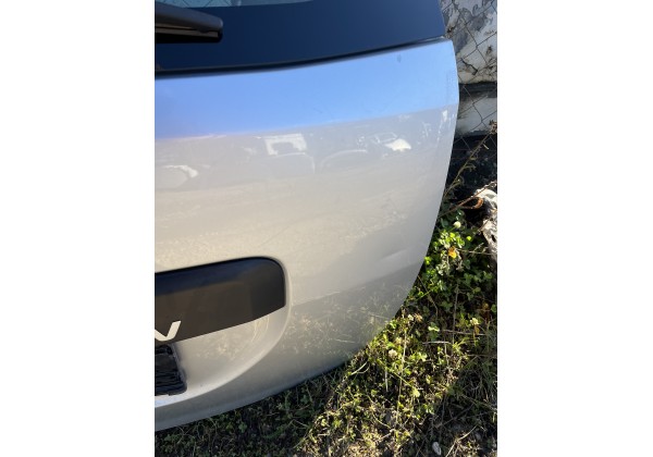 Кришка багажника Renault Logan II MCV 