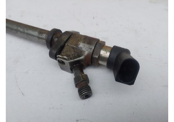 Форсунка дизельна Siemens, Peugeot 307, 407, 607, 807, Expert II, Citroen C4, C5, C8, Jumpy II, 2.0 HDi, 9647247280