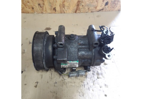Компресор кондиціонера Renault Twingo 2, Modus, Clio 2-3, 1.2, 1.2 16V, 7711368902, 8200578856, 8200819568, 8200357173, 8200756604 *
