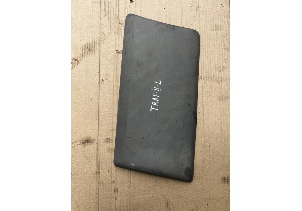 Молдинг заднього лівого крила Renault Trafic II, довга база, 8200036099