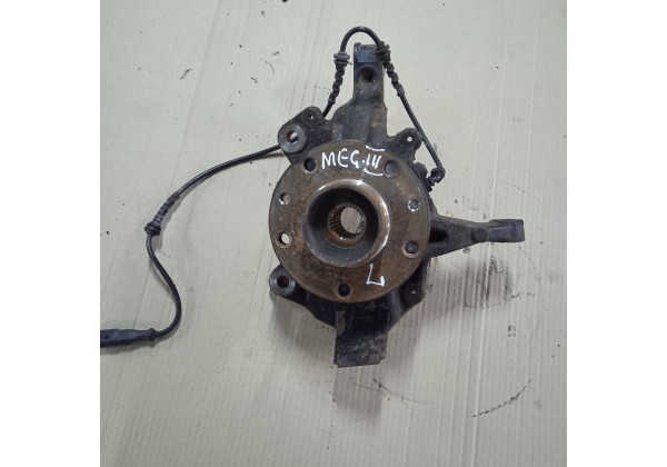 Поворотний кулак лівий цапфа Renault Megane 3, Scenic 3, Fluence, 400150083R