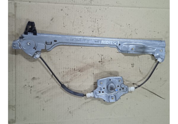 Склопідйомник лівої задньої дверки механічний Renault Modus, 8200219258, 118277 *