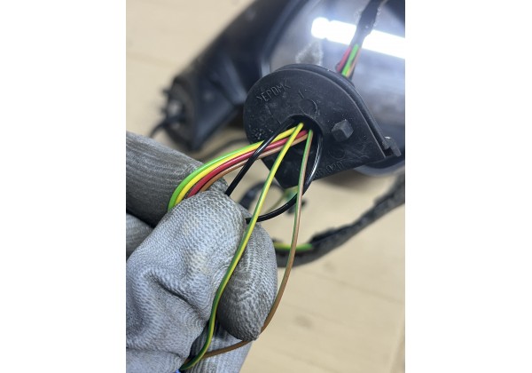 Дзеркало зовнішнє праве електричне Citroen C4 Picasso, 06-13, 8 pin, 96819904XT