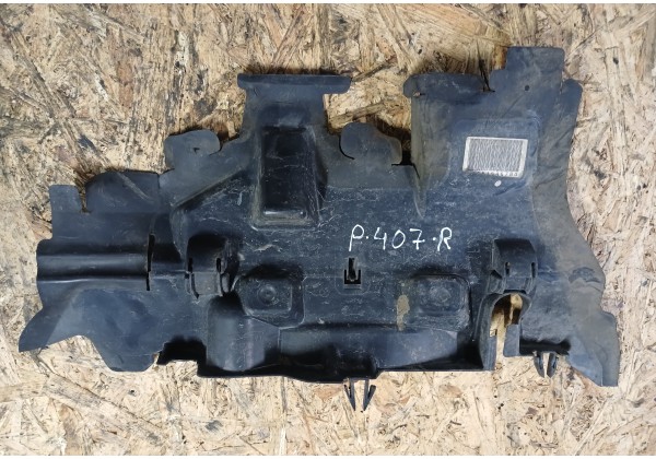 Дефлектор, захист радіатора правий Peugeot 407, 9651546780