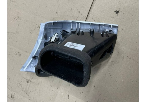 Дефлектор обдуву салону правий Citroen C3 II, 8265KL, A1092113, 9685750170