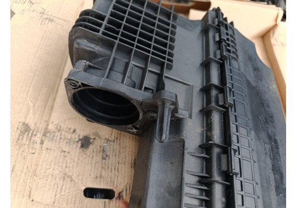 Корпус повітряного фільтра Renault Duster, Logan, Sandero, Kangoo, 1.5 DCi, Euro-4, 8200298161, 8200557476