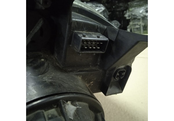 Фара передня права Citroen C8, Peugeot 807, 620615, 89006368, 1494315080 *
