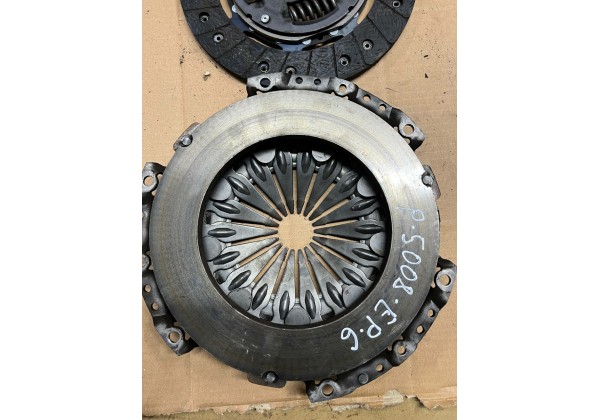 Комплект зчеплення з маховиком Citroen C4 II-III, Picasso, Berlingo 2, Peugeot 308, 3008, 5008, Partner 2, 1.4-1.6 16V, VTI, MPI, EP6, 0532S0, V7552305, 2053X3, 2051Y7