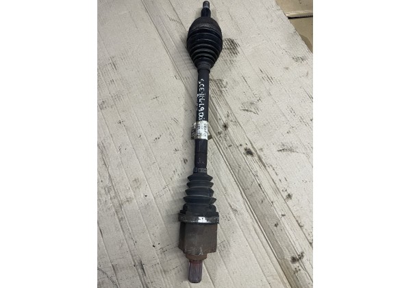 Полуось ліва Renault Scenic II 1.9 dCi, Автомат, 8200476822