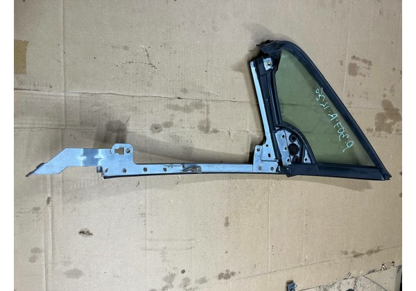 Скло кутове передньої правої дверки Peugeot 307, CC, кабріолет, 9202H1, 9642512280