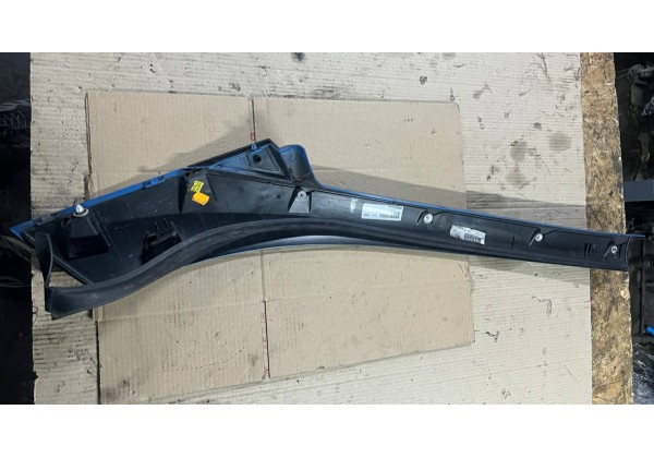 Накладка лівої стійки лобового скла зовнішня Renault Scenic 3, 2013-2016, 768351859R