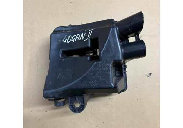 Корпус блока запобіжників нижня частина Renault Logan 2, Sandero 2, 243809584R