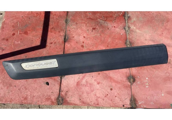Молдинг передньої лівої дверки Renault Scenic 2, Conquest Cross, 8200631592