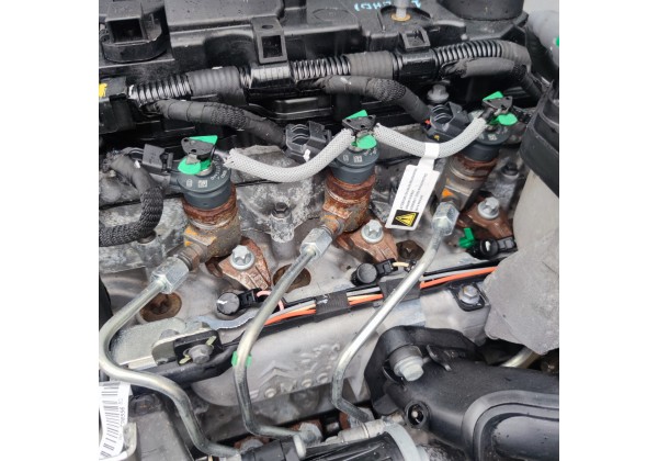 Мотор 1.4 дизель 8ми клапанний,E-HDI, Peugeot 208, Bipper, Citroen C3,Nemo, 8H01,пробіг 42 тис.,ціна 800 долл за комплект як на фото.