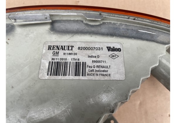 Покажчик повороту лівий Renault Trafic II, 8200007031, Дефект 
