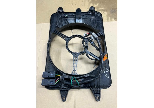 Дифузор радіатора Renault Espace III 2.0 16V, 820100200, 6025315506