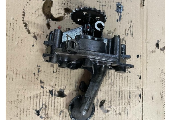 Масляний насос Renault, 2.2 DCi, 8200710012, 8200121093