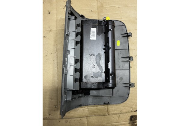 Подушка безпеки в торпеду Renault Trafic II, 8200136277
