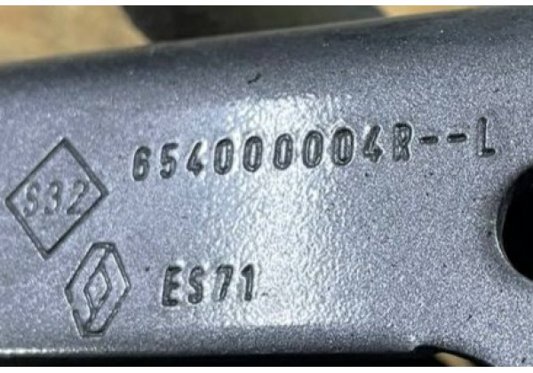 Петля капота права Renault Scenic 3, 654000004R