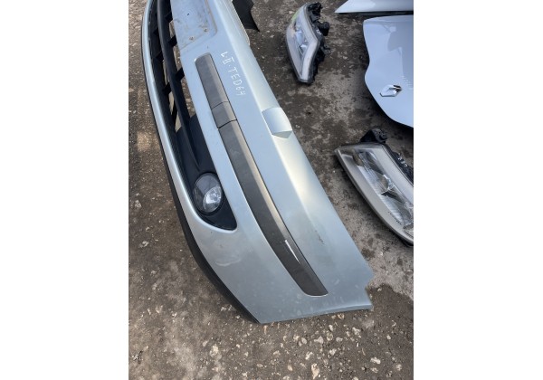 Бампер передній Renault Laguna II, до рест, Код фарби TED64