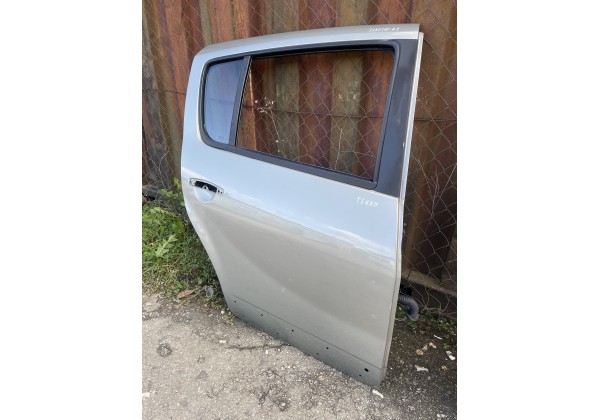 Двері задні праві Dacia Sandero I, TEKNM
