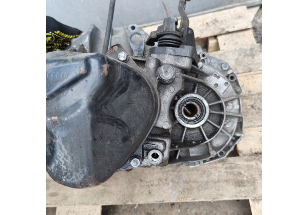 Коробка передач 1.5 dci Renault Megane 2, Scenic 2,JR5108,ціна 200 долл