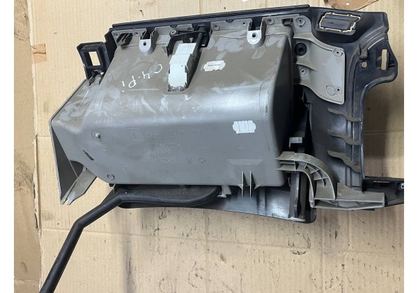 Бардачок центральний Citroen C4 Picasso, 9654110677