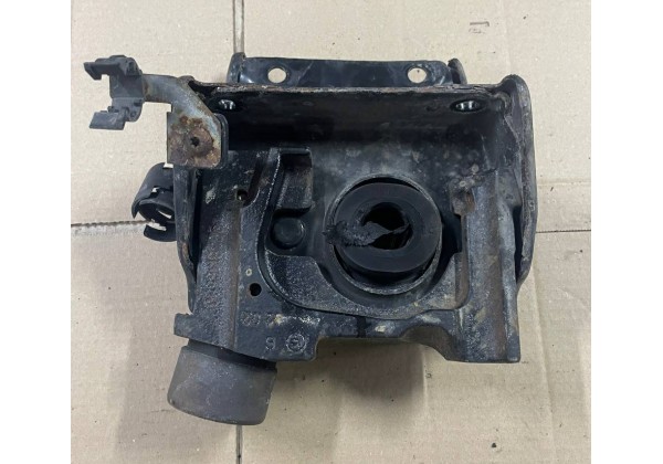 Кронштейн лівої подушки двигуна з подушкою Citroen Xsara Picasso, 1.8 16V, 181358, 184689, 184436