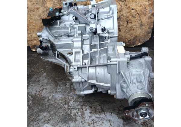 Коробка передач з роздаткою Рено Колеос 2.0 дці , повний привід, комплектна, ND8001, пробіг 150000км