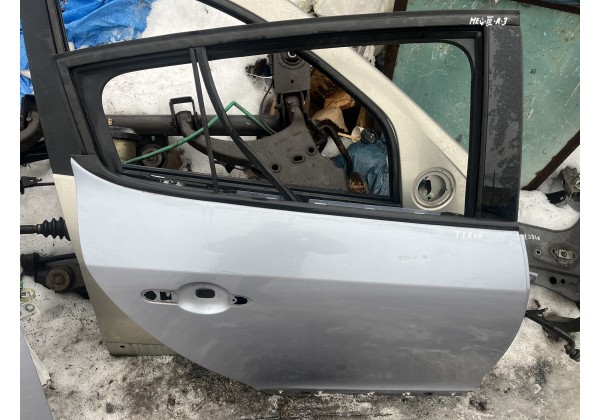 Дверка задня права Renault Megane 3 , хетчбек, Код фарби TERNR