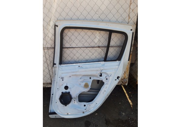 Дверка задня права Renault Clio 3, хетчбек, 2005-2012, 7751476192