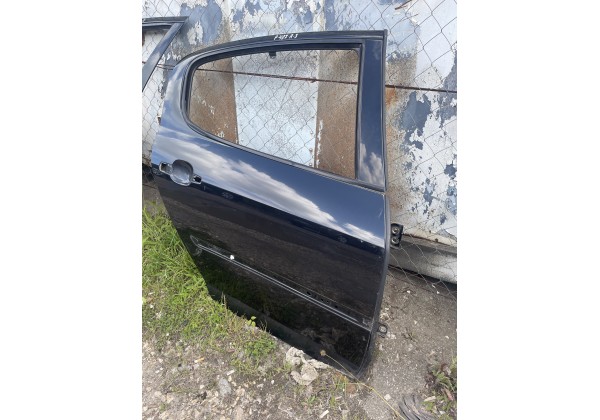 Дверка задня права, Peugeot 407