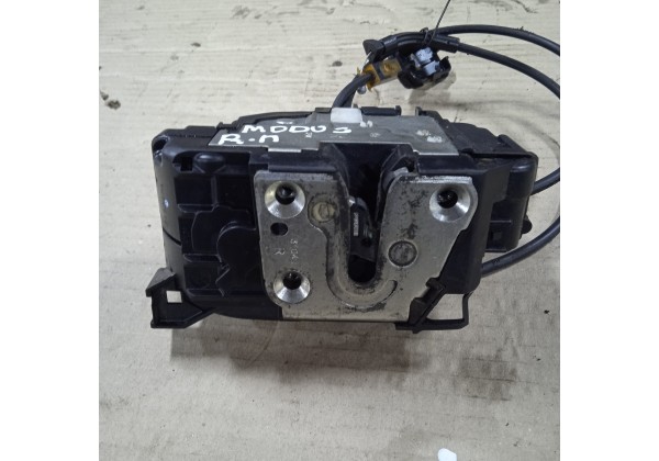 Замок правої передньої дверки електричний Renault Modus, 8200219247, 4 контакта *