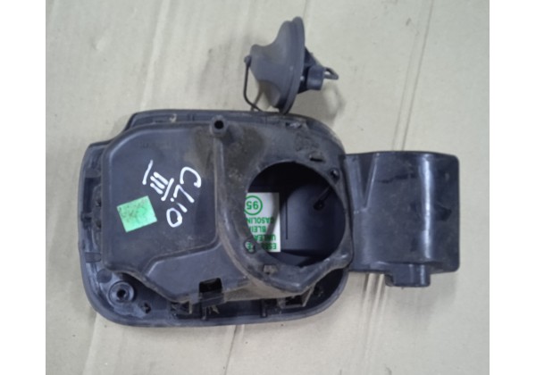 Лючок паливного бака Renault Clio III, 8200383466, 8200290082 *