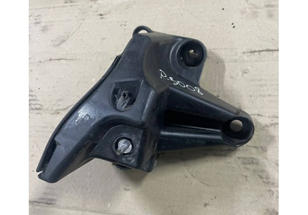 Кронштейн кріплення заднього бампера правий Peugeot 3008, 2009-2016, 7416Q0, 9683195680