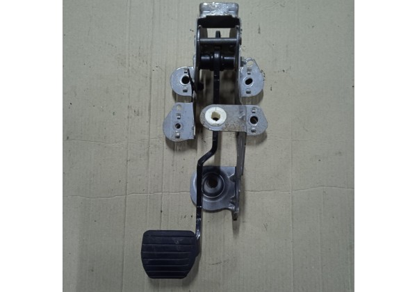 Педаль гальм Renault Megane 3, 465010015R *